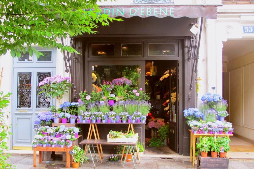 5 Steps for a Summer Florist Shop Revival | Floranext - Florist ...