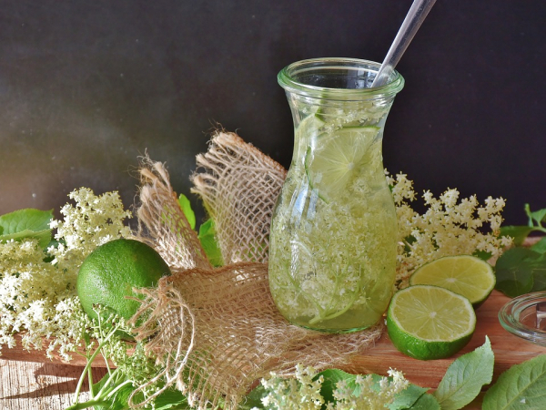 Elderflower-lime-drink