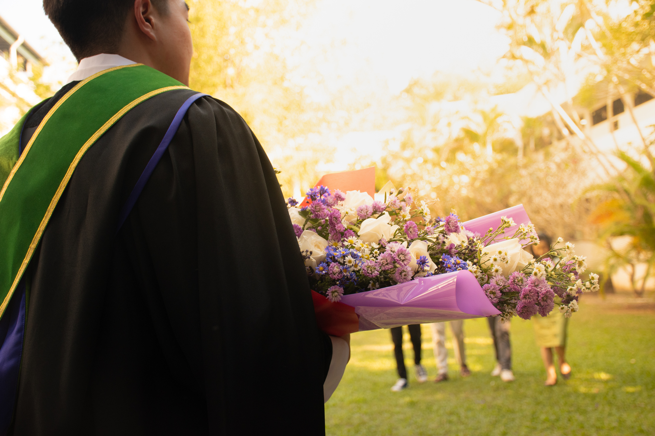 bouquet-flowers-graduation