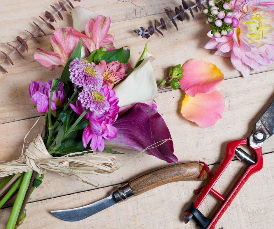 essential florist tools